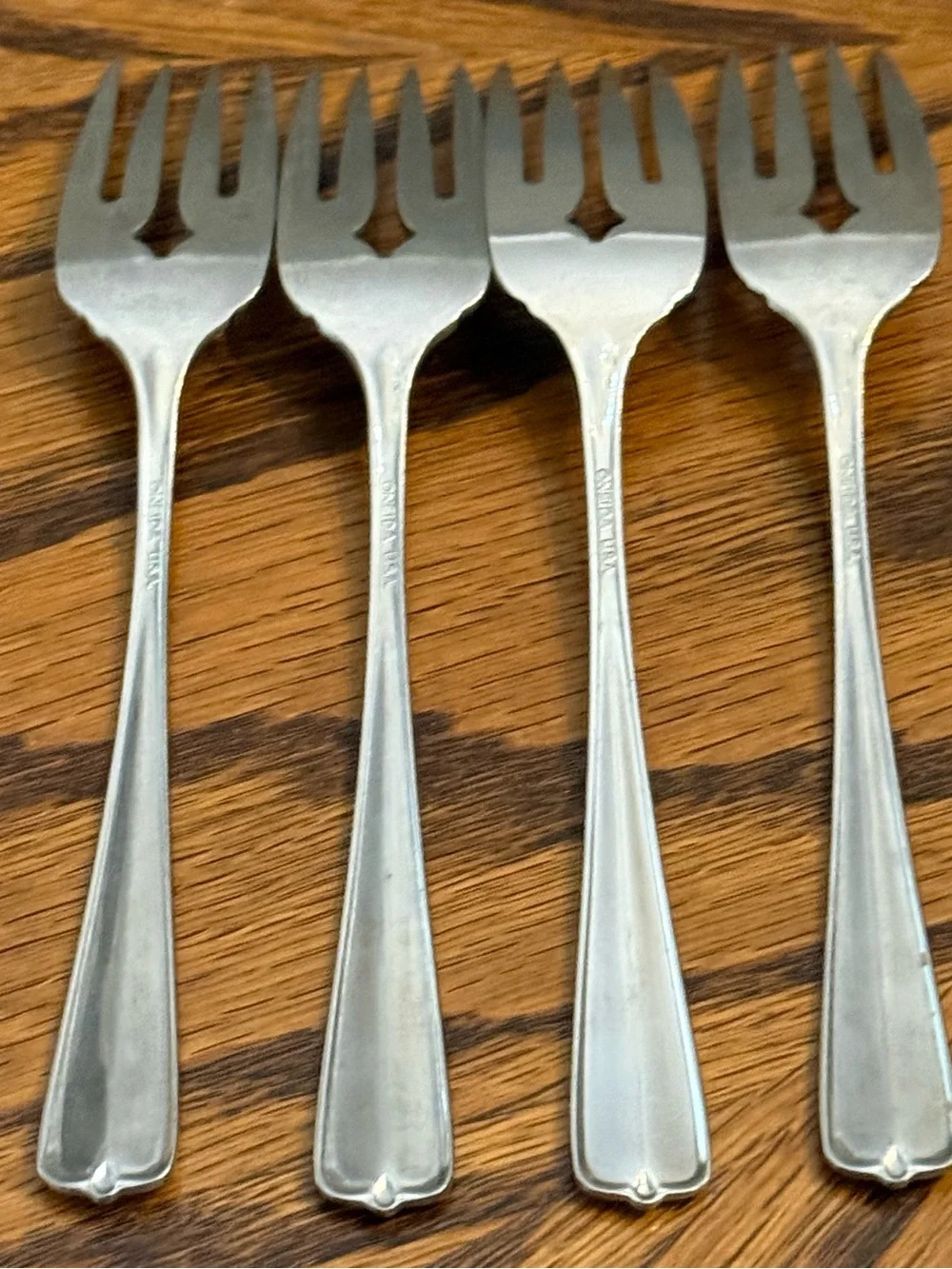 Oneida Gala Impulse 4 Salad Forks USA Stainless Flatware 6 3/8”